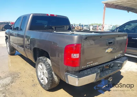 2008 Chevrolet Silverado 1500 Lt1 z USA, uszkodzony, nr VIN 1GCEC19JX8Z281567